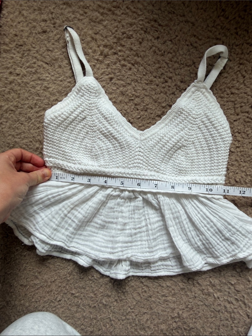 Y2K Vintage White Cotton Cropped Hollister Cami - Picture 9 of 10